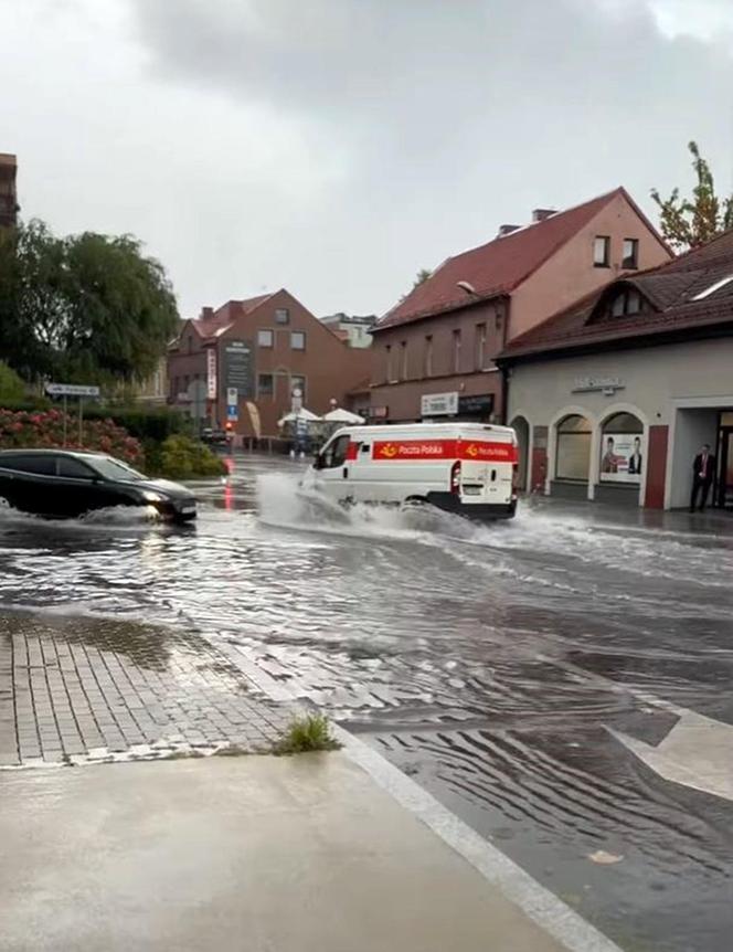 Zalane centrum Rybnika, szkoła w Rudołtowicach i ośrodek Zameczek 