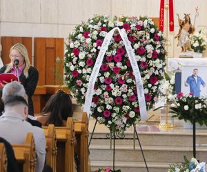 Wojciech Modest Amaro wygłosił poruszającą mowę na pogrzebie Tomasza Jakubiaka. Łzy same lecą!