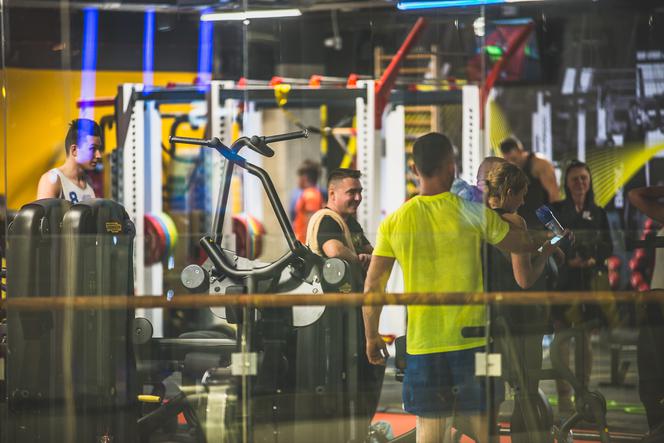 W Łodzi otwiera się Just GYM! Ten klub fitness połączony z siłownią otwarty będzie całą dobę!