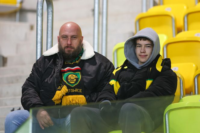 Kibice GKS Katowice na meczu z Piastem Gliwice 8.11.2025