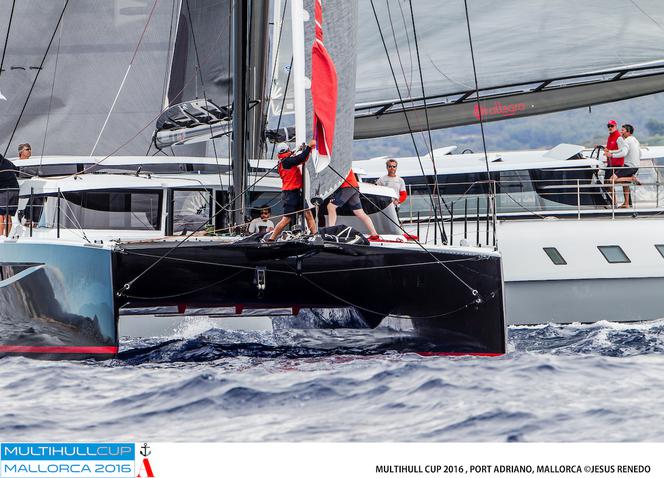 Robert Szustkowski i R-Six Team faworytami regat Multihull Cup na Majorce