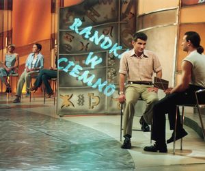 Randka w ciemno. Fenomen miłości zza parawanu