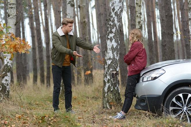 Pierwsza miłość, odcinek 3180, Jolka (Justyna Zielska), Tomek (Oskar Wojciechowski)