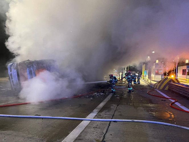 Pożar ciężarówki na autostradzie A2