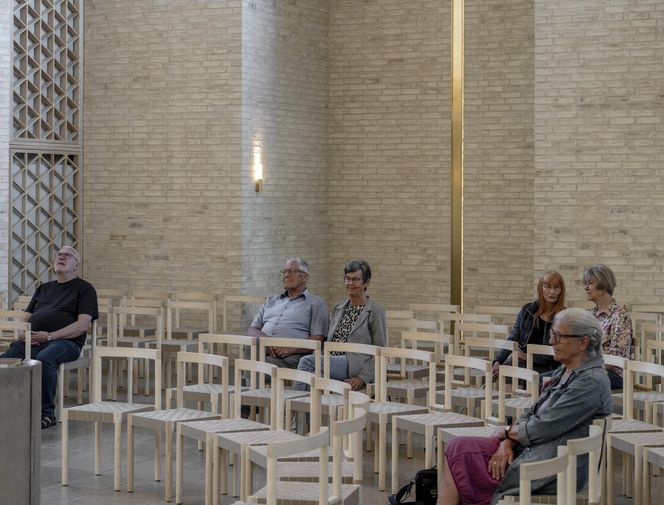 Højvangen Church, Henning Larsen