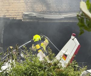 Sportowy samolot runął na dom! Dwie osoby nie żyją