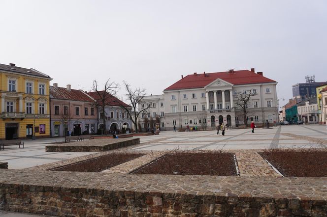 Stare kamienice w centrum Kielc