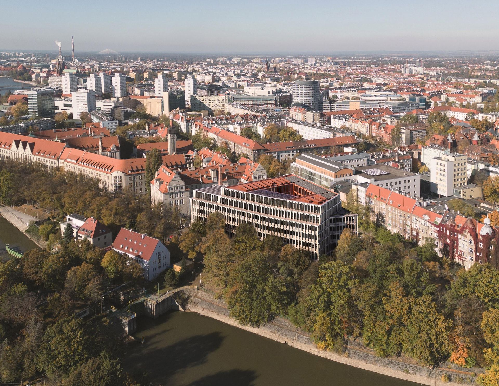 Koncepcja budynku Centrum Technologii Medycznych Health Tech Synergy HUB (HTSH) Politechniki Wrocławskiej