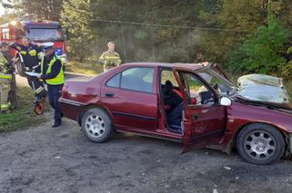 Skosił latarnię rozpędzonym peugeotem. Był kompletnie pijany!