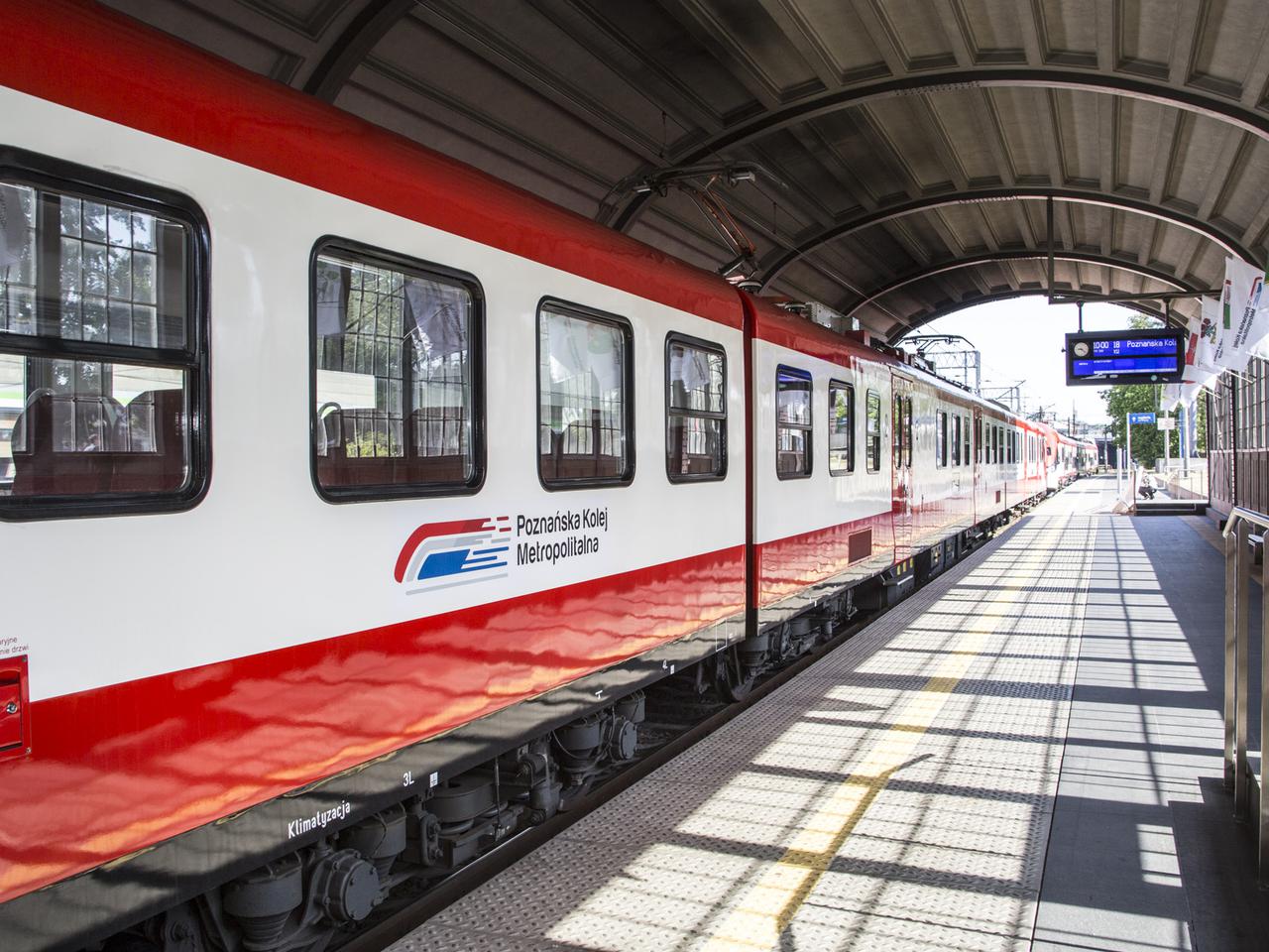 Nowy peron i dłuższe przejście podziemne - rozbudowa poznańskiego dworca idzie pełną parą!