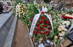 Morze kwiatów na grobie Marty i Nel. 34-latka w zaawansowanej ciąży zmarła w tajemniczych okolicznościach