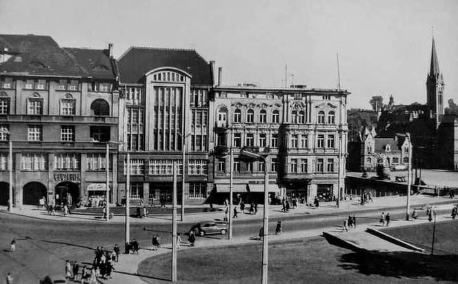 Bydgoszcz na czarno-białych pocztówkach z lat PRL. Niesamowite wspomnienia