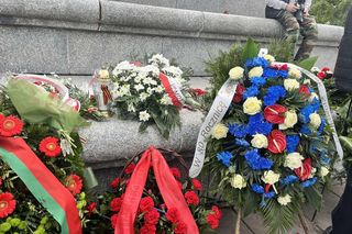 Protest na Cmentarzu Mauzoleum Żołnierzy Radzieckich w Warszawie (9.05.2025)