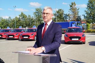 Siedlecki WORD wymienił starą flotę pojazdów egzaminacyjnych na nowe samochody marki Suzuki Swift