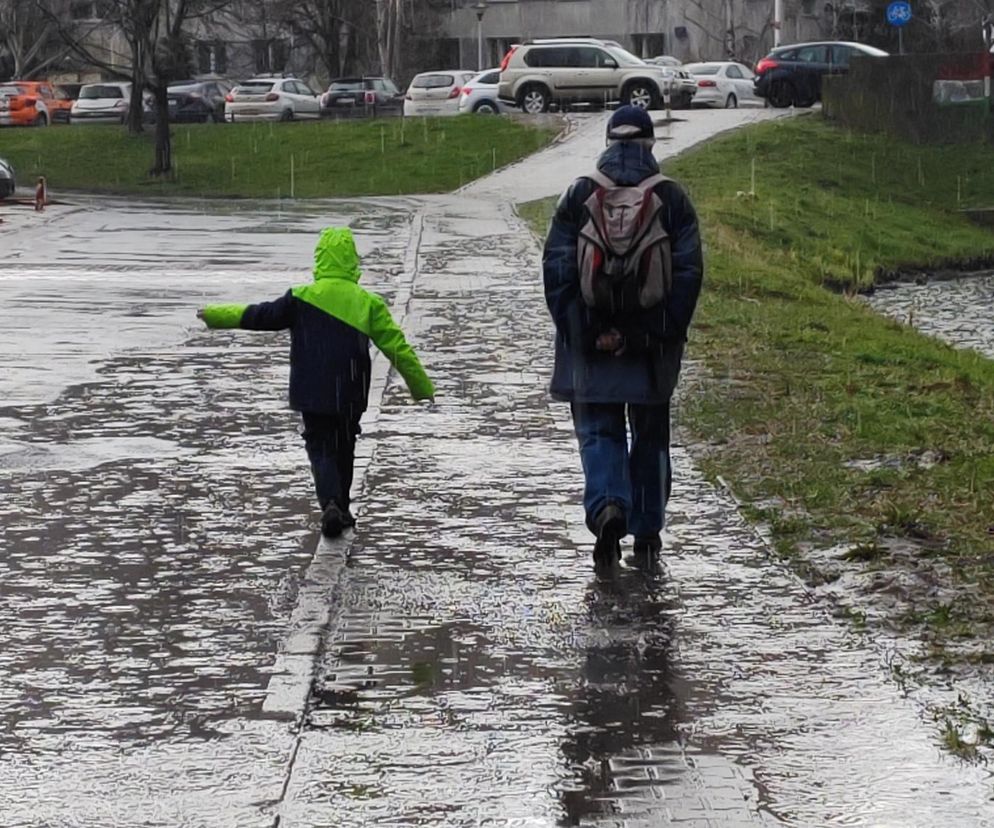 Pogodowe starcie lata z jesienią. W kilku regionach kurtki się przydadzą [Prognoza IMGW na jutro 20.08.2025]