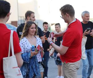 Czerwony autobus linii 7Days już na ulicach Lublina! Za nami inauguracja trasy podczas parady studentów