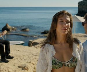 Barwy szczęścia, odcinek 3145. Grajek (Roberto Catalano Favacchio), Regina (Kamila Kamińska), Justin (Jasper Sołtysiewicz)