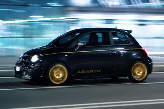 Abarth 595 Monster Energy Yamaha i Scorpioneoro