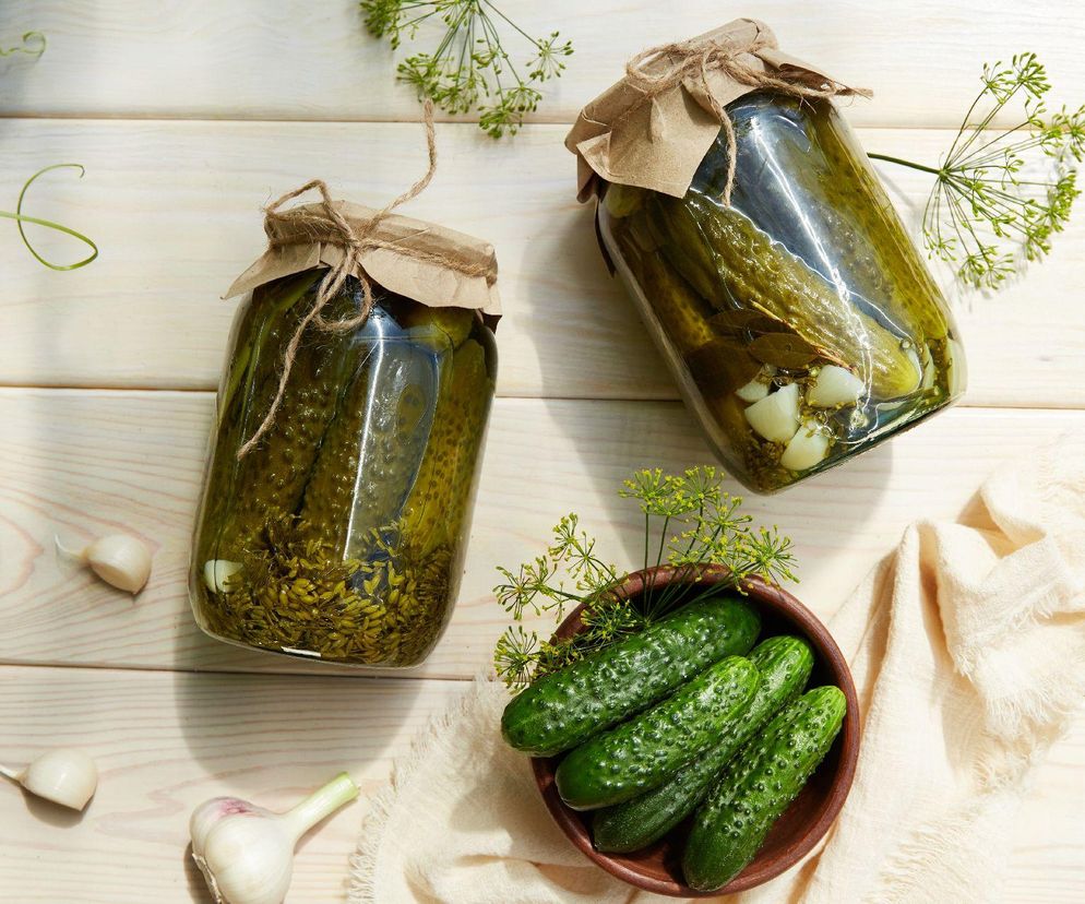 ogórki kiszone z cytryną