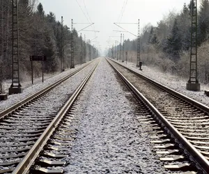 Radom.Wypadek na torach kolejowych. Dwie osoby poszkodowane