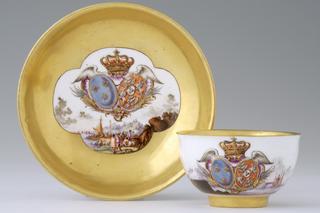 Zamek na Wawelu zaprasza na wystawę miśnieńskiej porcelany. ZDJĘCIA