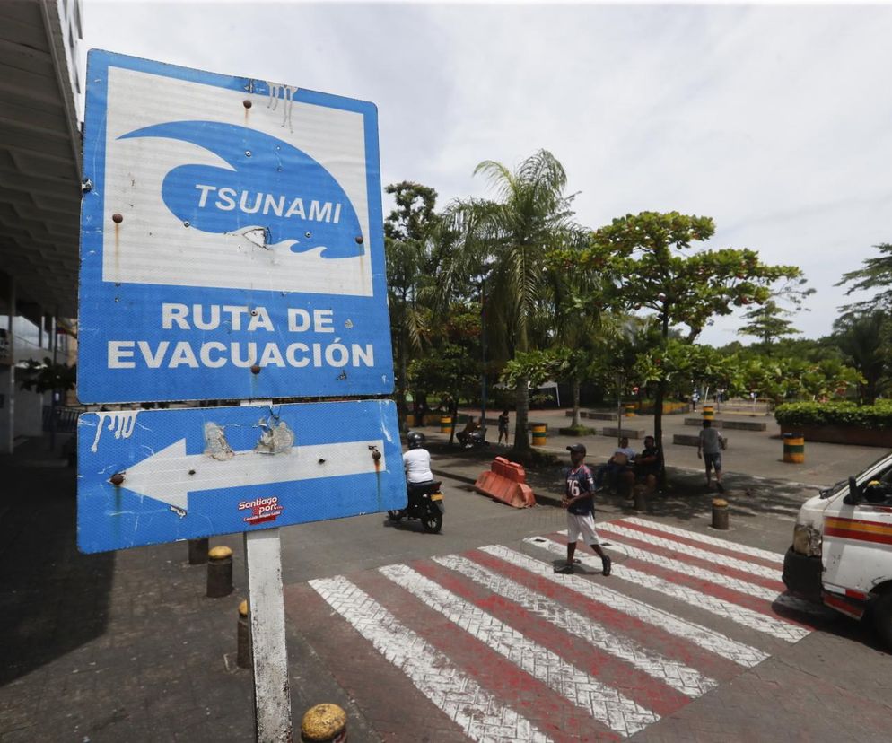Ostrzeżenie przed Tsunami wydano w wielu krajach