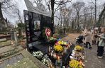 Tak wygląda grób Daniela Sztybera w Święto Zmarłych. Polski żołnierz oddał życie za Ukrainę