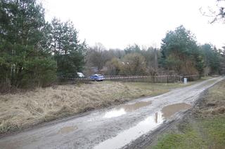 14-latek bawił się w żołnierza i postrzelił siostrę