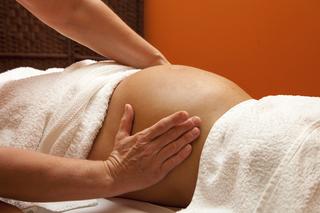 Masaż prenatalny – na czym polega masaż w ciąży?
