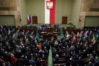 Wojna w Ukrainie. Sejm przyjął ustawę sankcyjną. Możliwe zamrażanie majątków wspierających Rosję
