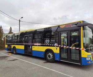 20-letni mieszkaniec Tarnowa strzelił z pistoletu do autobusu. Broń wyrzucił w czasie ucieczki