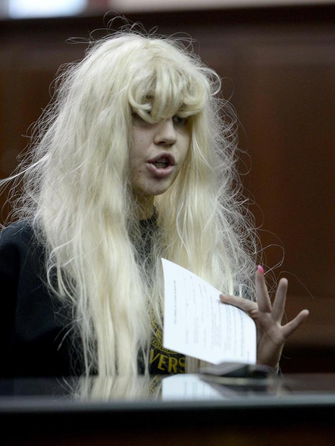 Amanda Bynes na przesłuchaniu w sądzie w 2013 roku