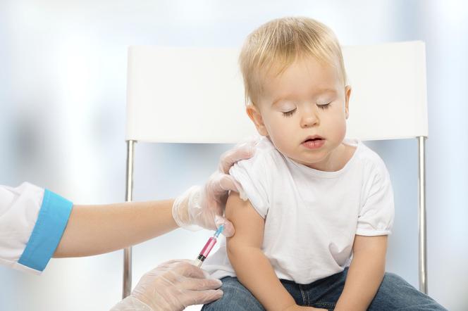Szczepić czy nie szczepić dziecko z alergią?