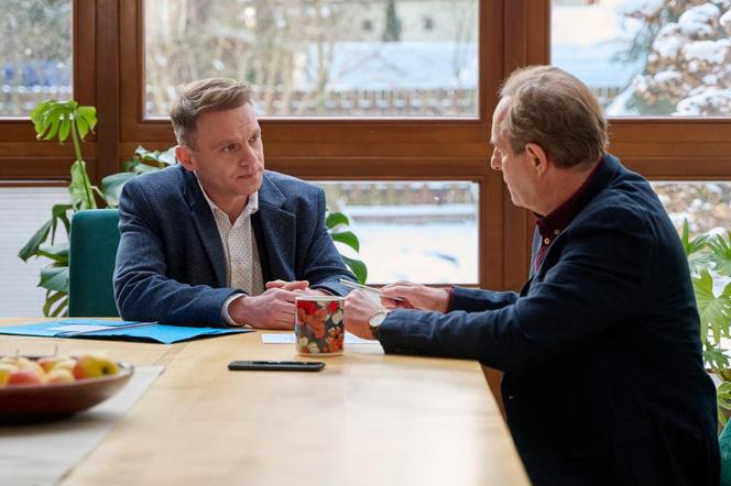 Na Wspólnej odc. 3781: Arek Ostrowski (Marek Kalita), Kamil Hoffer (Kazimierz Mazur)