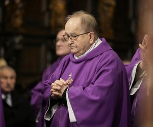 Księgarnia o. Rydzyka zaskakuje ofertą na komunię