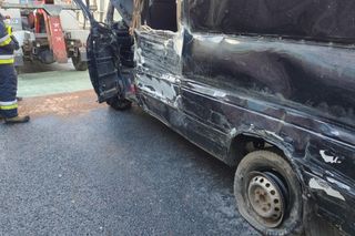 Poważny wypadek na A8 we Wrocławiu. Zderzyły się dwa tiry i dwa busy, są ranni