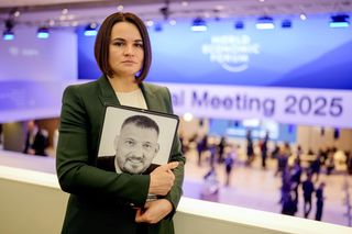 Łukaszenka uwolnił męża Cichanouskiej! Siedział pięć lat