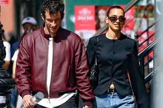 Dua Lipa zaręczyła się w Boże Narodzenie. Kim jest wybranek jej serca?