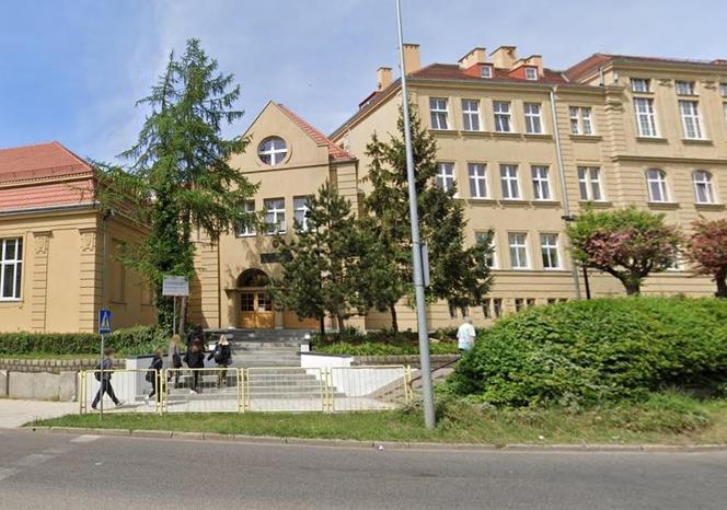 IV Liceum Ogólnokształcące przy ul. Kosynierów Gdyńskich