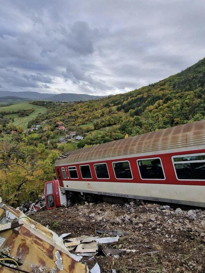 Zderzyły się dwa pociągi ekspresowe na Słowacji