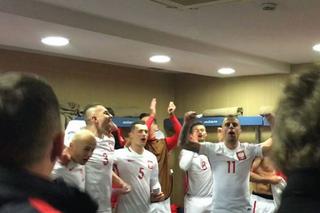 Szalona radość Polaków w szatni po zwycięstwie z Czarnogórą! [WIDEO]