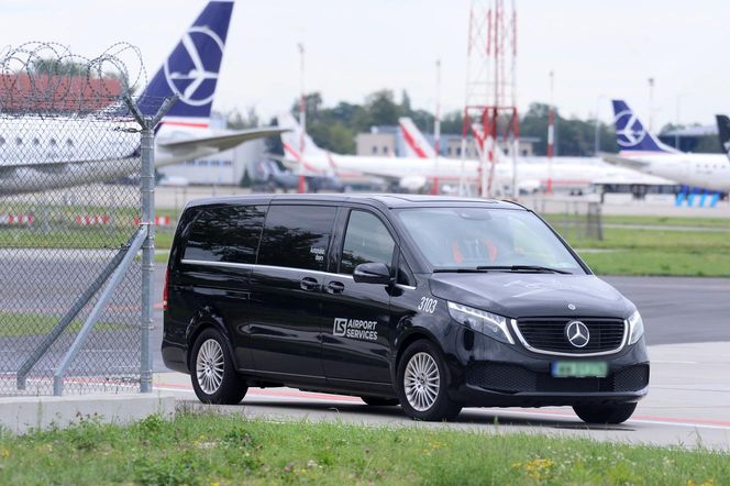 Jennifer Lopez wylądowała w Warszawie