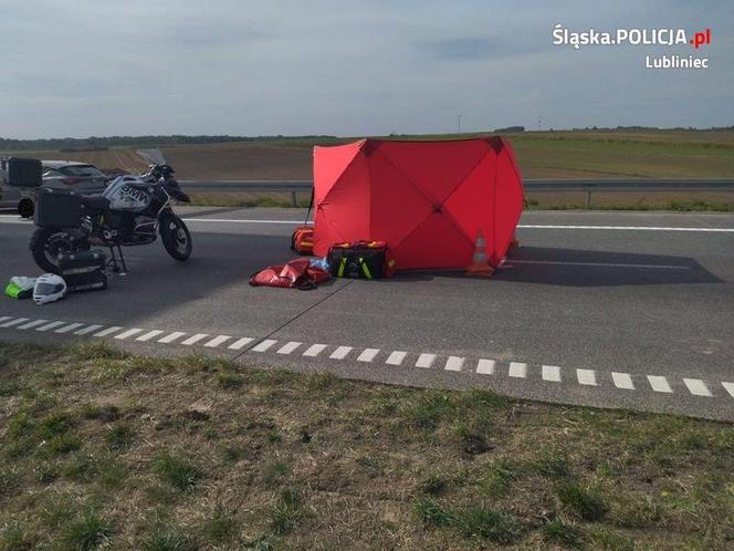 Tragedia na autostradzie A1. Motocyklista zginął w zderzeniu z autobusem