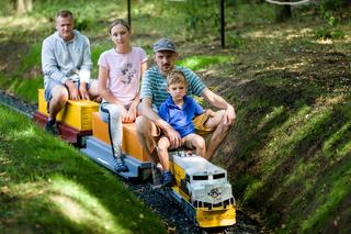 Prawie 400m torów i repliki prawdziwych pociągów. W Sopocie otworzono park miniatur kolejowych