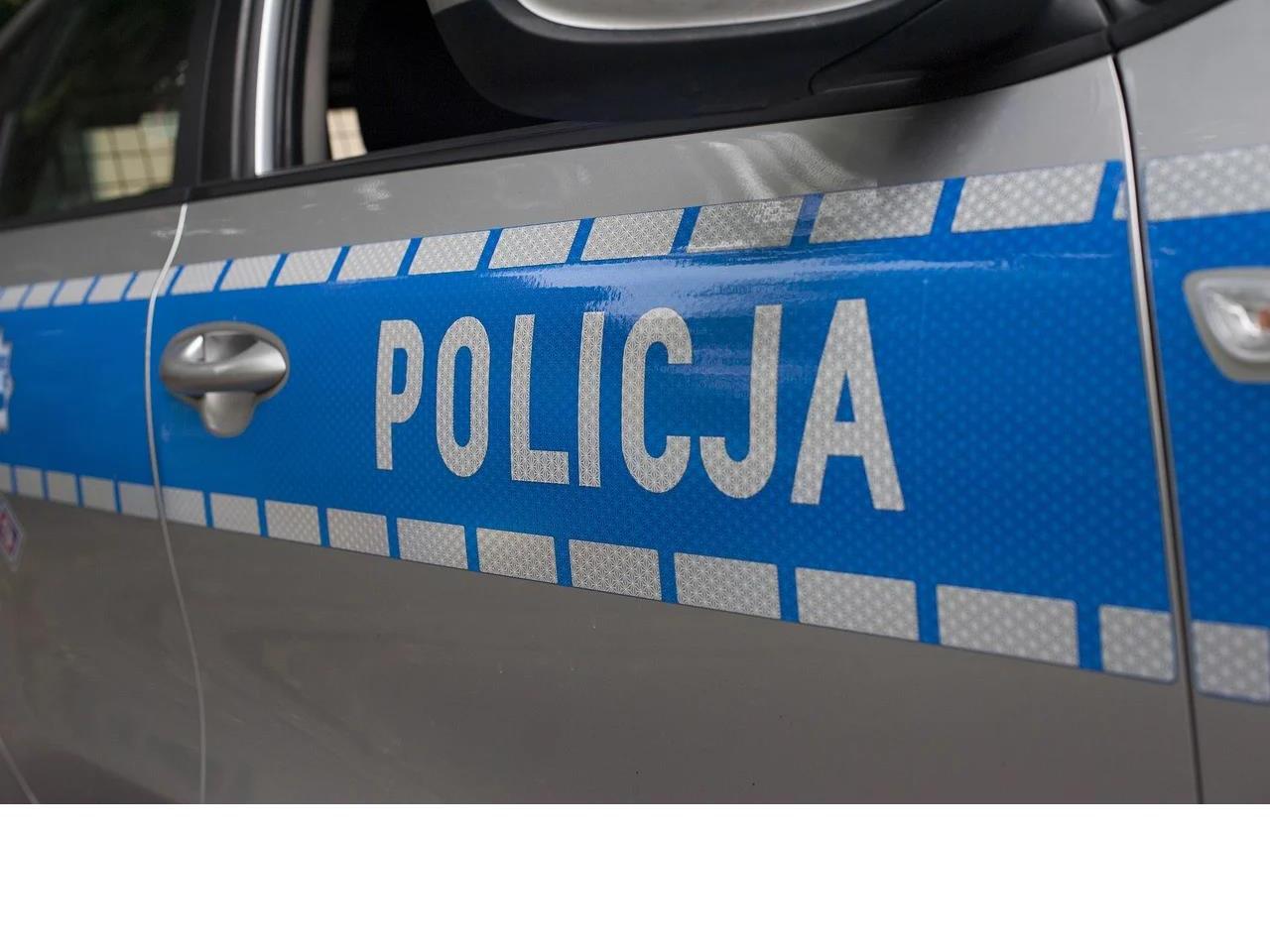 Policjanci ostrzegają przed oszustwami na BLIK