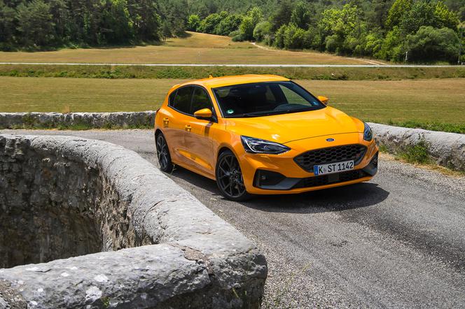 Napakowany temperamentem: Ford Focus ST 2.3 EcoBoost 280 KM M6 Performance Pack - TEST, OPINIA