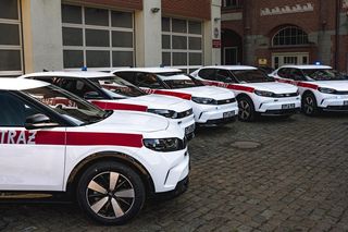 Samochody elektryczne dla strażaków. PSP kupiła pięć Fordów Capri 