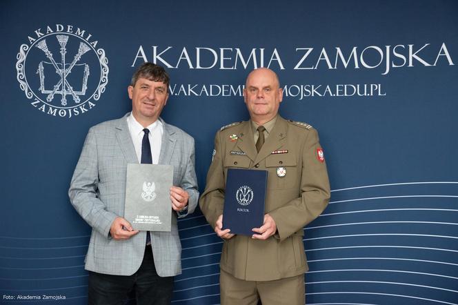 2 LBOT podpisała porozumienie o współpracy z Akademia Zamojską