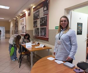 Trwa Noc Muzeów w Lesznie. Od wystawy o praniu i bieliźniarce, przez komiks po żużel