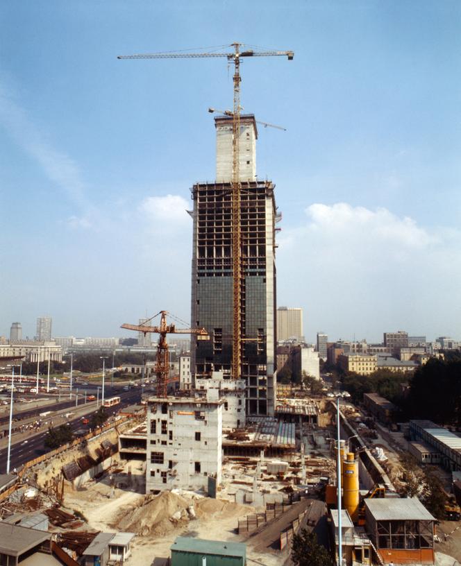 Warszawa, 1975. Hotel "Marriott" w budowie